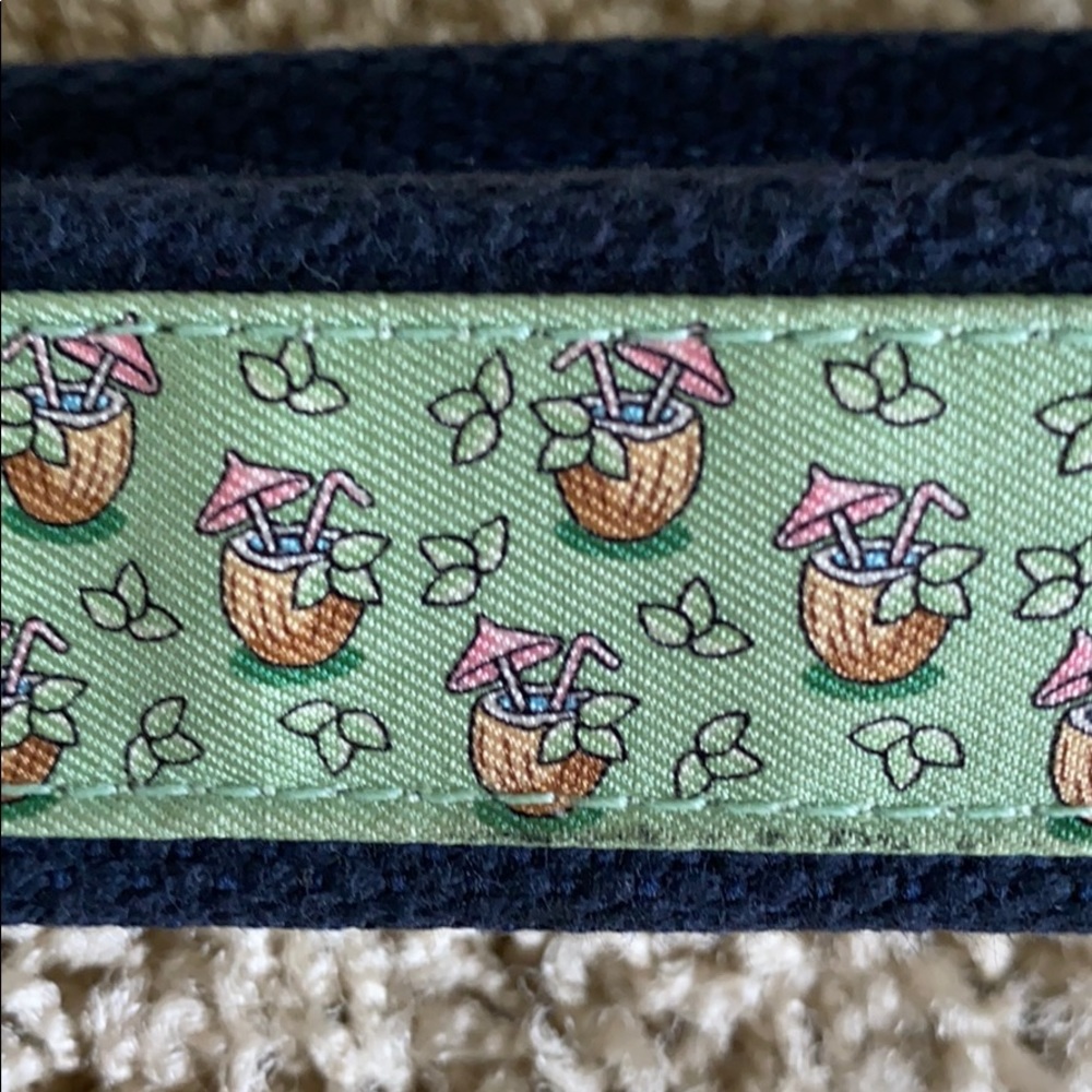 Vineyard Vines Men’s belt coconut drink size 40